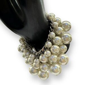 Vintage Silver Tone Faux White Dangle Pearl Bracelet